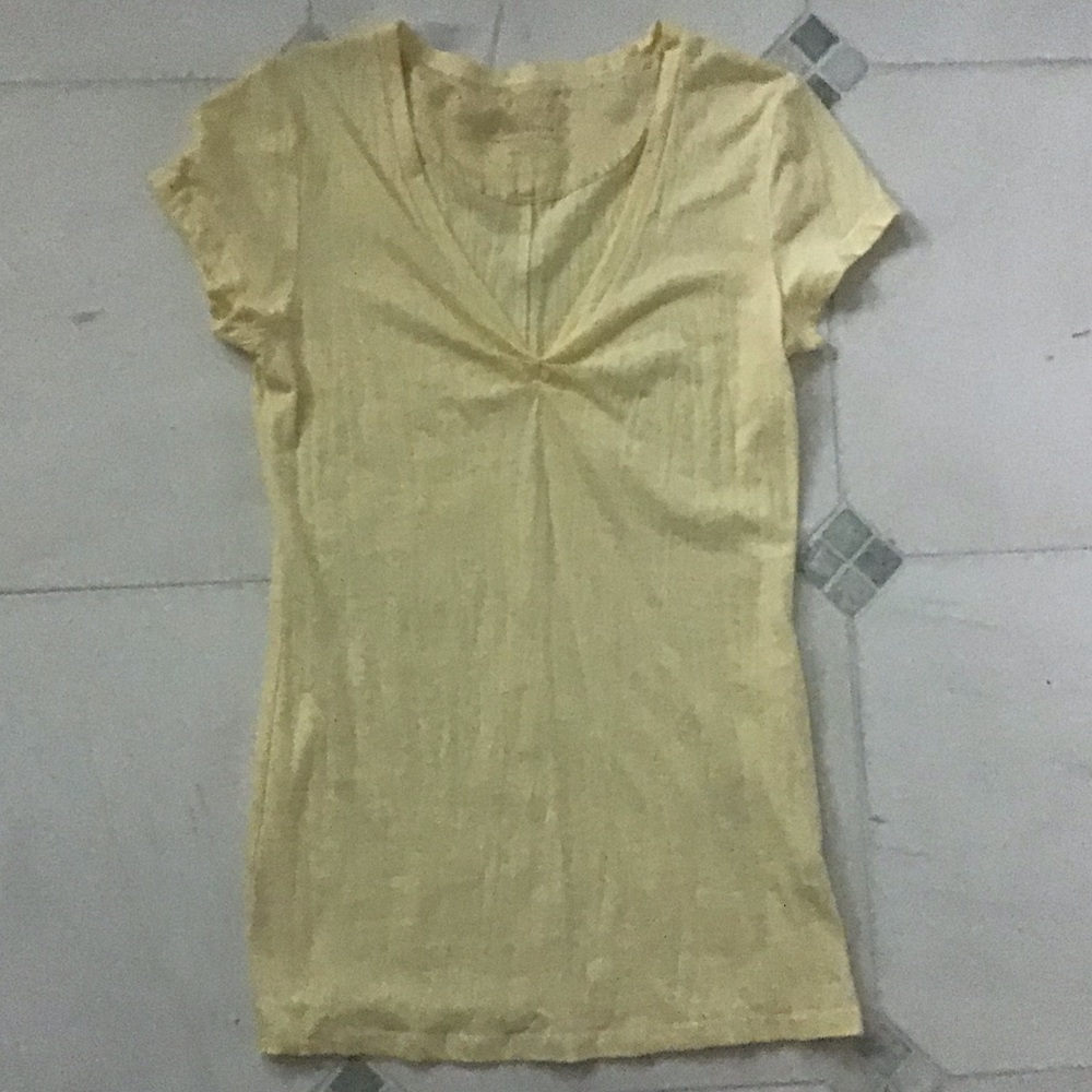Banana republic pale yellow short sleeve top XS